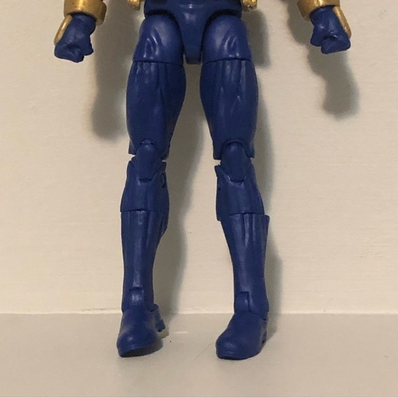 🔥 4/$15 
MARVEL Legends X-Men Cyclops 6-Inch Action Figure 2021 - Picture 4 of 9